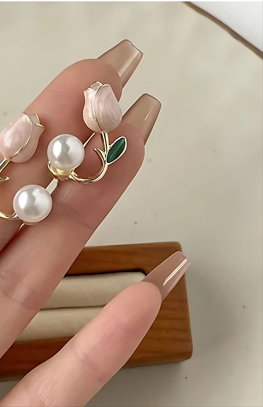Elegant Rose Pearl Earrings