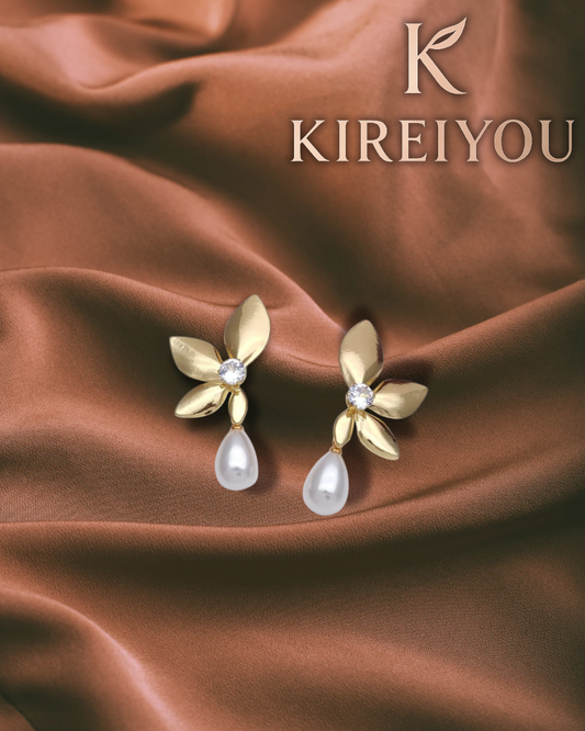 Tri Petal Flower Earrings