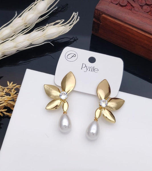 Tri Petal Flower Earrings